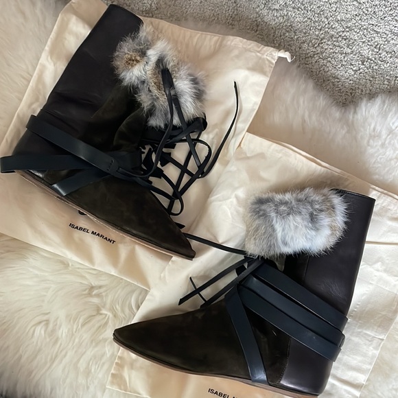 BRAND NEW WITH ORIGINAL BOX AND DUST BAG ISABEL MARANT RABBIT FUR BOOTS - Picture 7 of 7